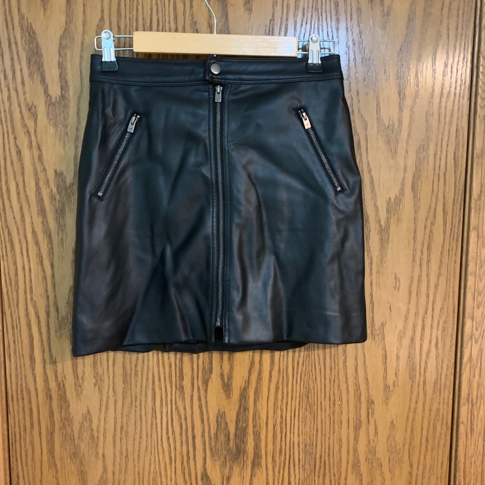 Hollister mini skirt